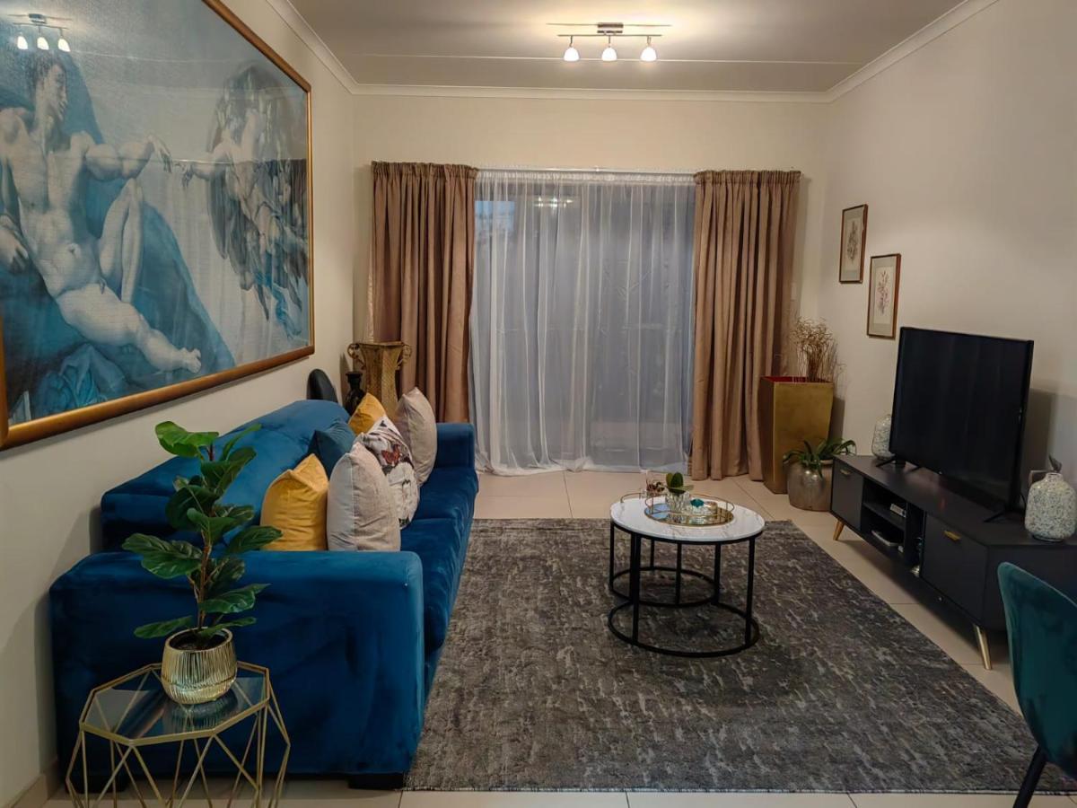 Classy And Cosy Apt - Dainfern Сандтон Екстер'єр фото
